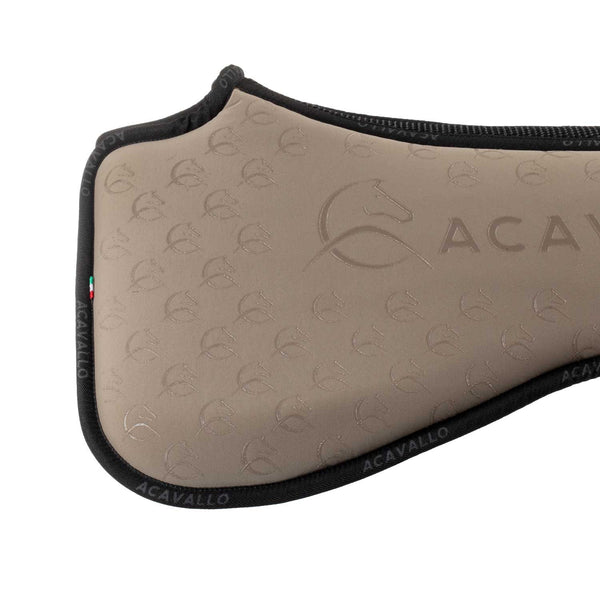 AC872