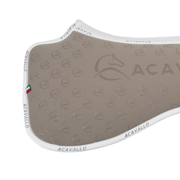 AC872